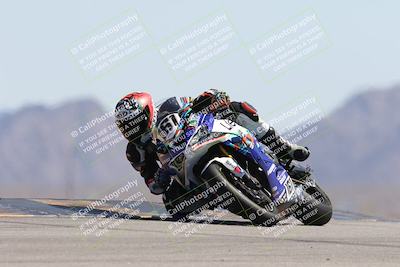 media/Apr-20-2025-CVMA (Sun) [[39090e8767]]/Race 16-Formula Middleweight/